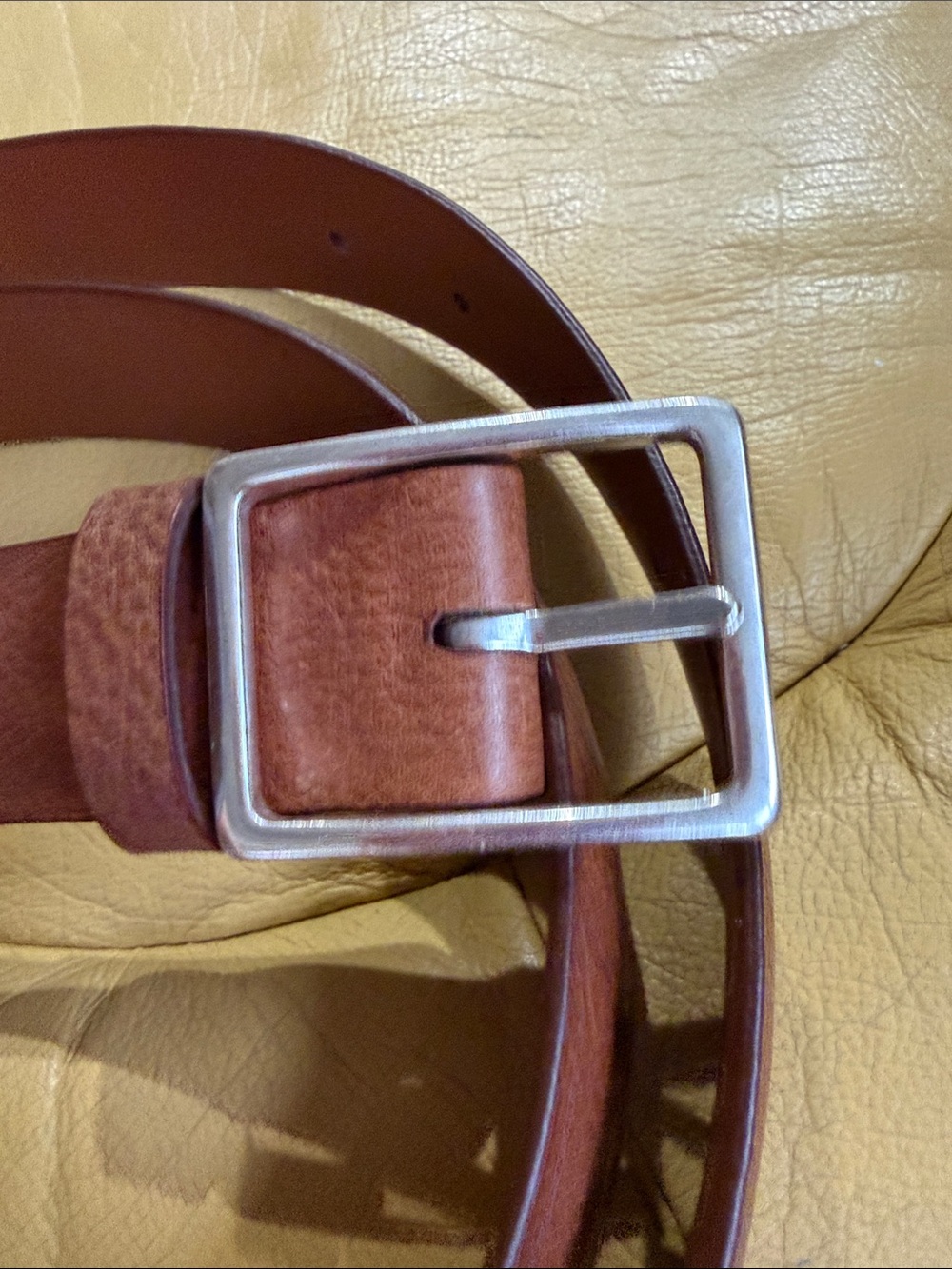 J.HILBURN Men's Classic Brown Leather Belt